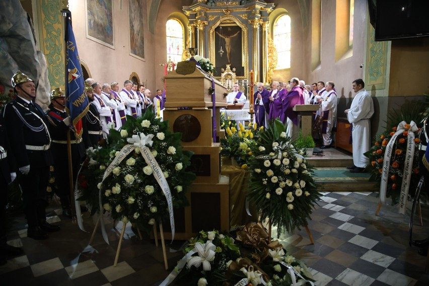 660d55034a84d_o_large