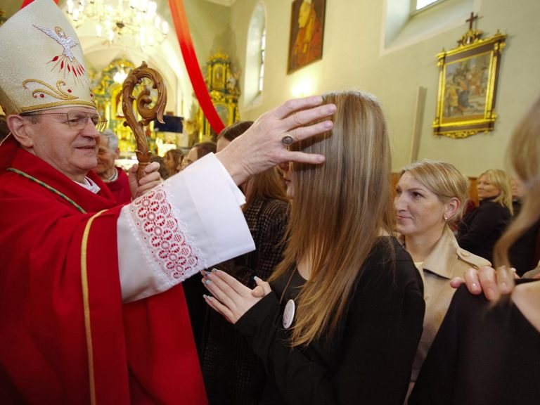 Bierzmowanie_Brzeziny_2026_abp_Wojda (13)