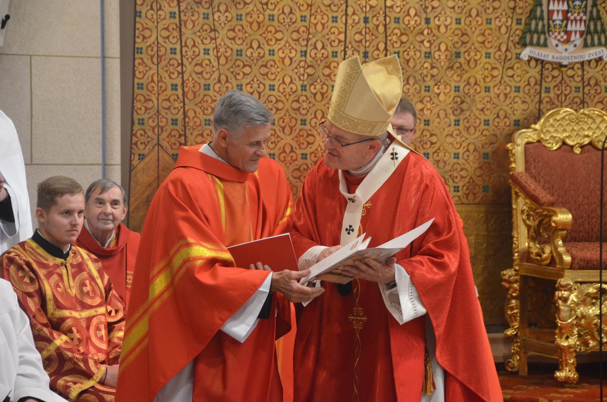 relikwie_Sw_Jana_Sarkandra_Brzeziny_Olomuniec (10)