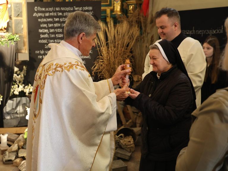 wprowadzenie_relikwii_meczennice_warminskie_Brzeziny (6)