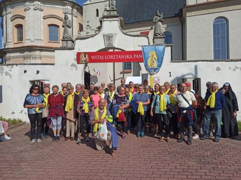 naurodzinymatkiBozejbrzezinypiotrkowice (15)